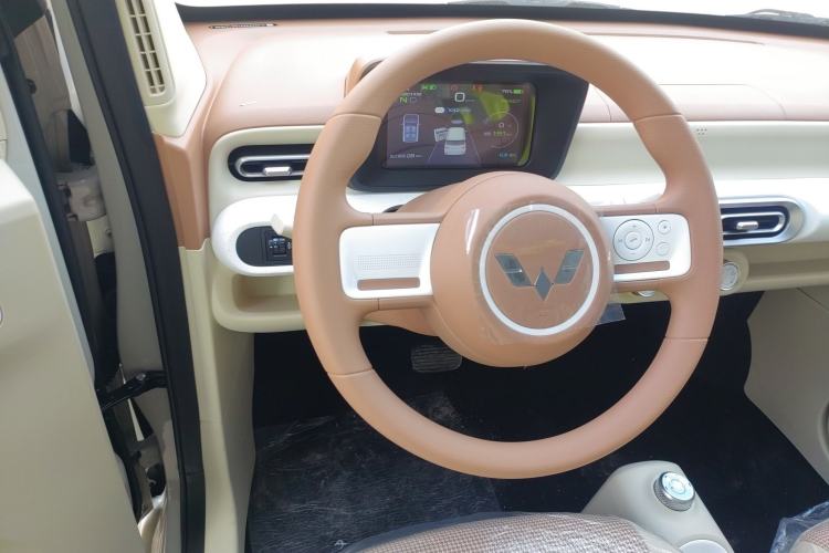 Used Wuling Hongguang MINIEV 2024 3rd Generation 215km Youth Edition
