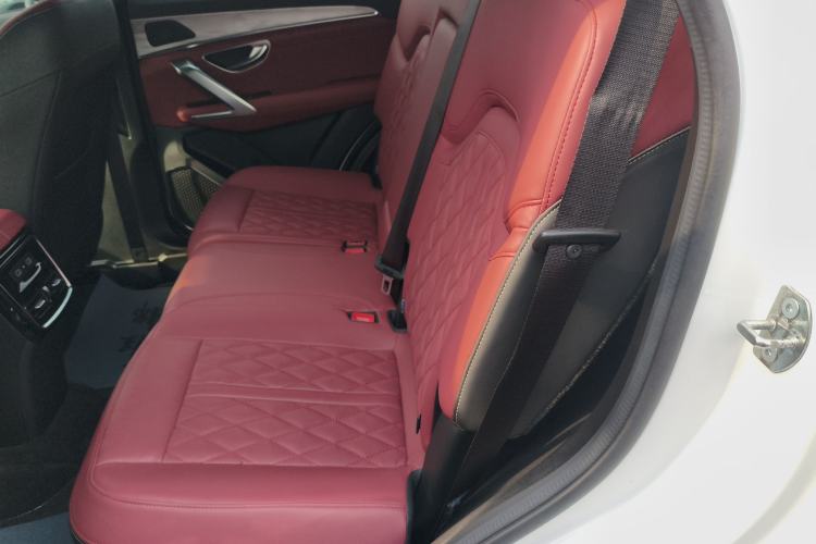 Used JETOUR X70 PLUS 2023 1.5T DCT Brave PLUS 5-Seater
