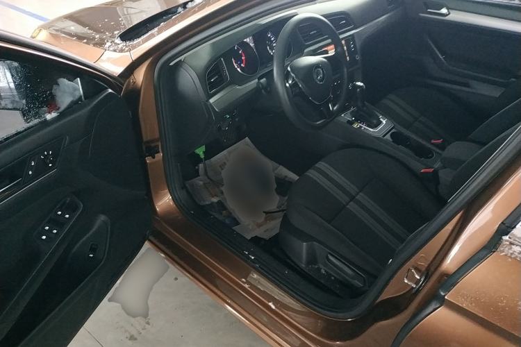 Used Volkswagen Lamando 2015 230TSI DSG Fashion Edition
