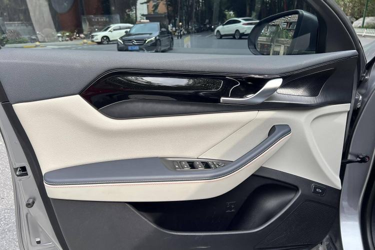 Used BYD Qin PLUS 2023 Champion Edition DM-i 55KM Leading Model
