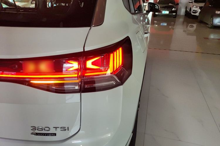 Used Volkswagen Tayron 2023 Revised Version 380TSI All-Wheel Drive R-Line High-Energy Edition
