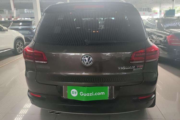 Used Volkswagen Tiguan 2015 2.0 TSI Automatic All-Wheel Drive Luxury Edition
