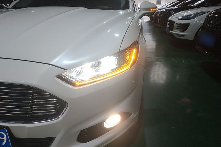 Used Ford Mondeo 2013 2.0L GTDi 200 Luxury Model