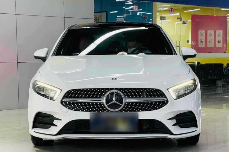Used Mercedes-Benz A-Class 2020 Restyled A 200 L Sport Sedan Fashion Version
