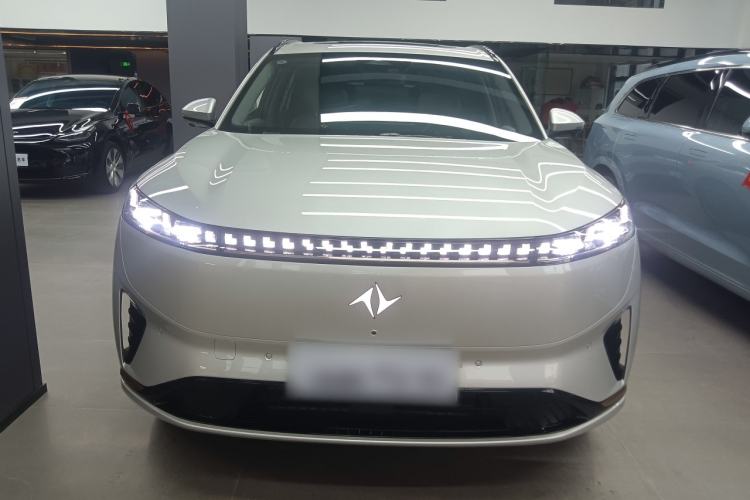 Used  eπ008 2025 210 Ultra Range-Extended Version 5 Seats