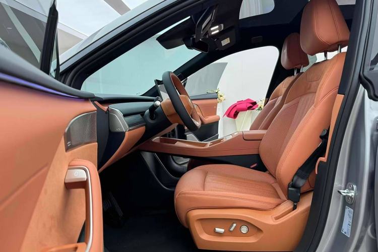 Used ONVO L60 2024 60 kWh Rear-Drive Version
