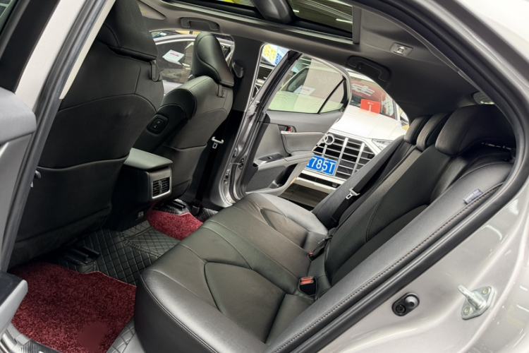 Used Toyota Camry 2023 2.5G Luxury Edition
