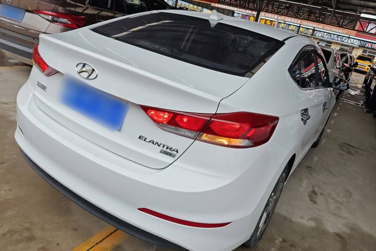Used Hyundai Elantra 2016 1.6L Automatic ZhiXuan – Elite Version
