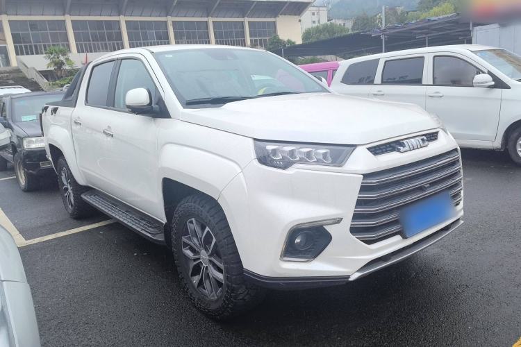 Used JMC Yuhu 9 2022 2.0T Automatic Diesel 4x4 Comfort Edition
