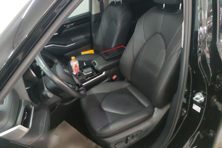 Used Toyota Highlander 2022 Dual-Engine 2.5L Four-Wheel Drive Prestige Version 7 Seats