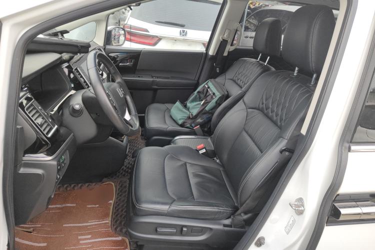 Used Honda Elysion 2019 2.0L Hybrid Luxury Edition
