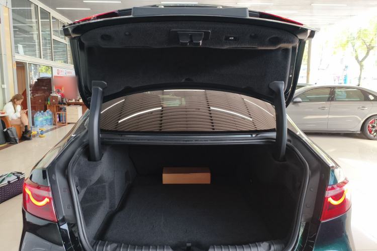 Used Jaguar XFL 2021 XFL 2.0T P250 All-Wheel-Drive Shimmering Black Sport Edition