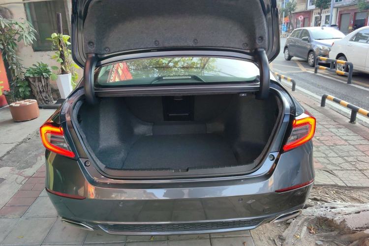 Used Honda Accord 2022 260TURBO Phantom Night · Prestige Edition
