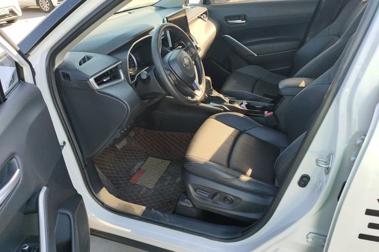 Used Toyota FRONTLANDER 2022 2.0L CVT Luxury PLUS Edition