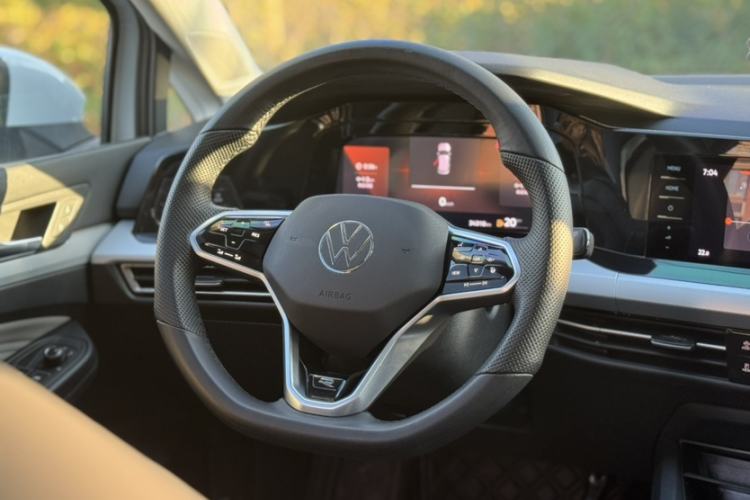 Used Volkswagen Golf 2021 280TSI DSG Pro
