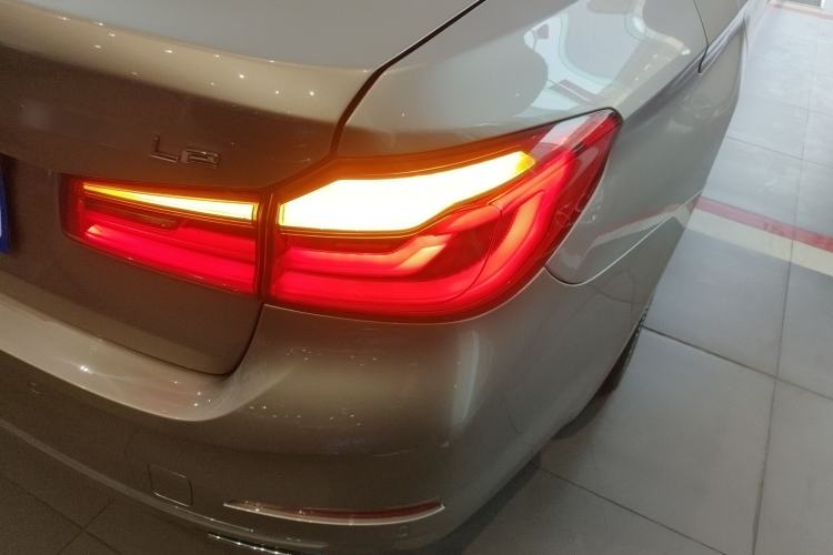 Used BMW 5 Series New Energy 2020 530Le Luxury Package
