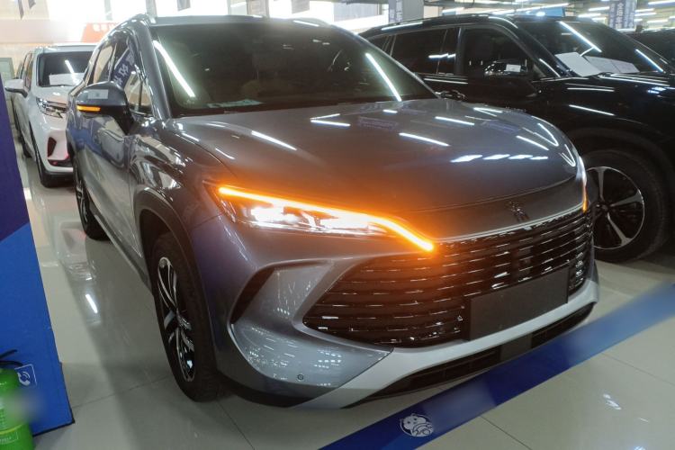 Used BYD Song L DM-i 2024 112 km Beyond Edition
