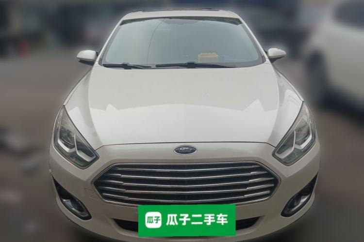 Used Ford Escort 2017 Happiness Edition 1.5L Automatic Fashion Version
