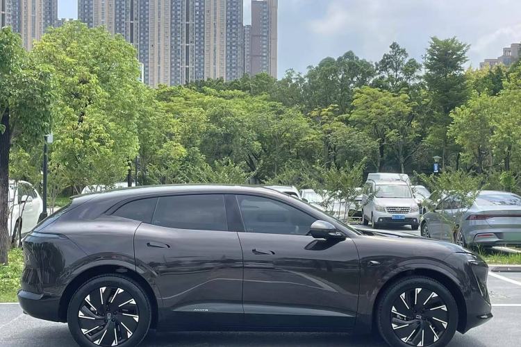 Used  07 2024 Pro+ All-Electric Version
