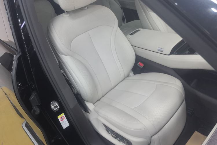 Used Denza N9 2025 Flagship Model