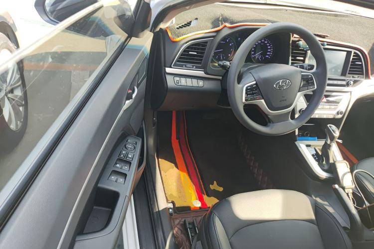 Used Hyundai Elantra 2016 1.6L Automatic ZhiXuan – Elite Version