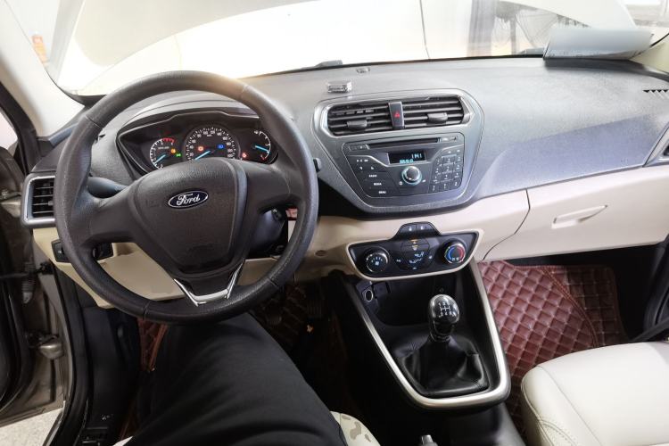 Used Ford Escort 2017 Revised Version 1.5L Manual Comfort Edition
