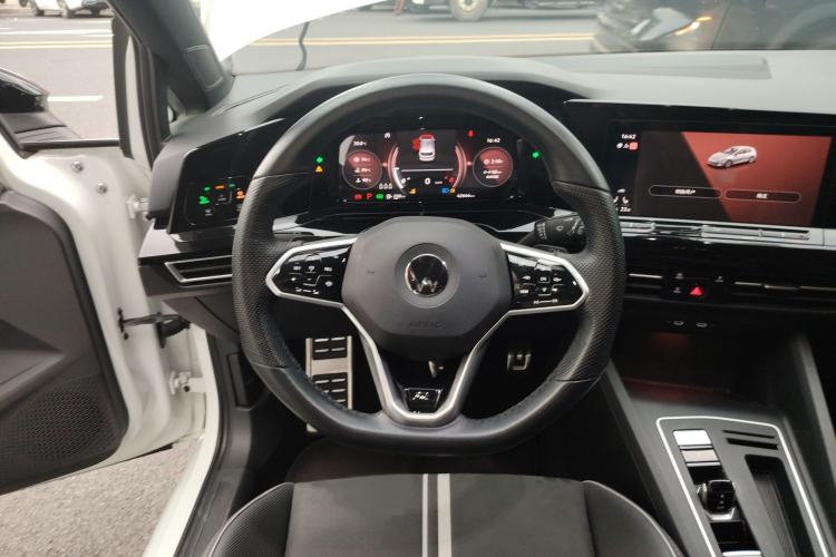 Used Volkswagen Golf 2021 280TSI DSG R-Line
