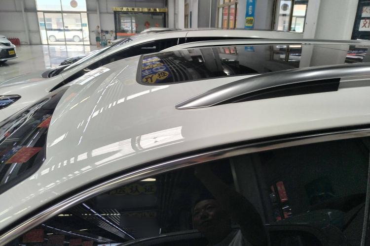 Used Volkswagen Tiguan L 2023 330TSI Automatic Two-Wheel Drive R-Line Enjoyment Edition
