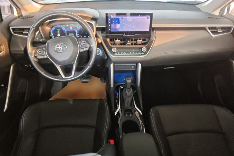 Used Toyota FRONTLANDER 2023 2.0L Smart Electric Hybrid Dual-Engine Deluxe Version
