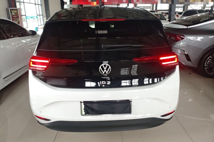 Used Volkswagen ID.3 2025 Smart Edition Outstanding Model
