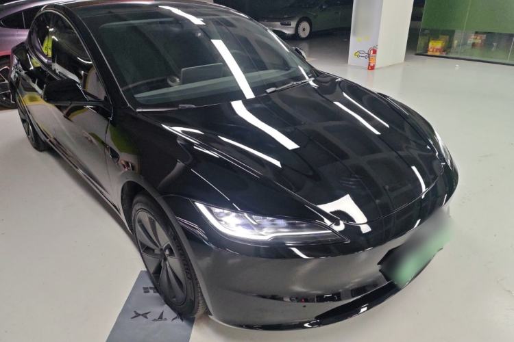 Used Tesla Model 3 2023 Long-Range All-Wheel-Drive Version