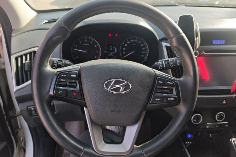 Used Hyundai ix25 2015 1.6L Automatic Two-Wheel Drive Smart GLS Trim