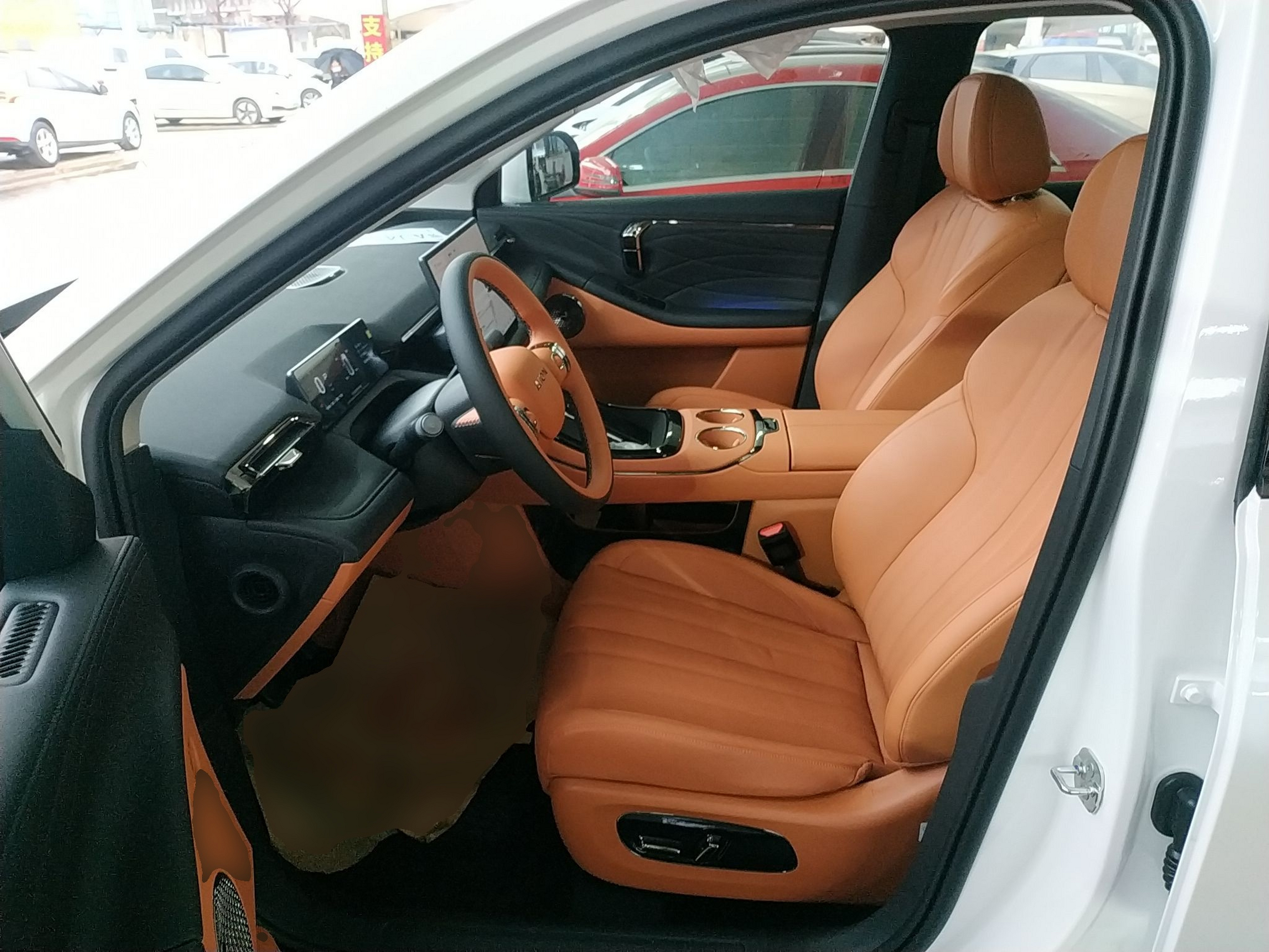 Переднее сиденье в автомобиле