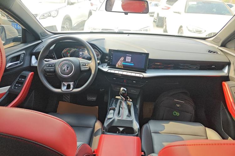 Used MG 5 2023 180 DVVT CVT Luxury Edition
