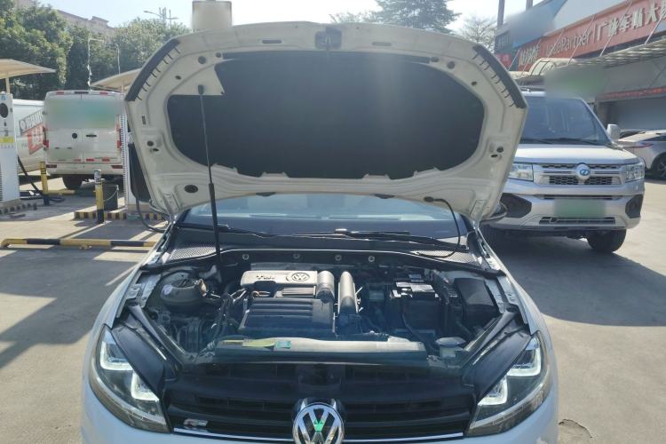 Used Volkswagen Golf 2017 230TSI Automatic Luxury Million-Vehicle Commemorative Edition
