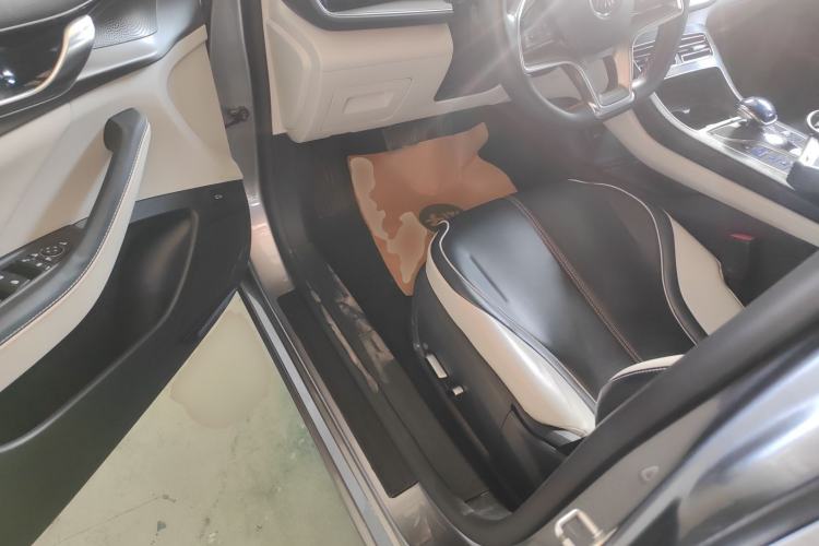 Used BYD Qin PLUS 2021 EV 400KM Luxury Model
