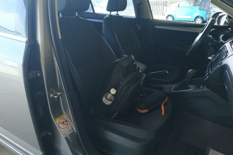 Used Skoda Octavia 2018 1.6L Automatic Luxury Edition
