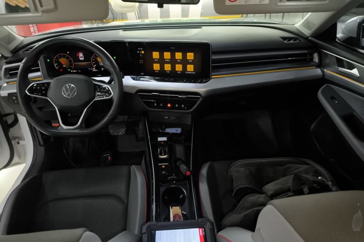 Used Volkswagen Lamando 2022 Lavida L 280TSI DSG Cool & Spicy Edition
