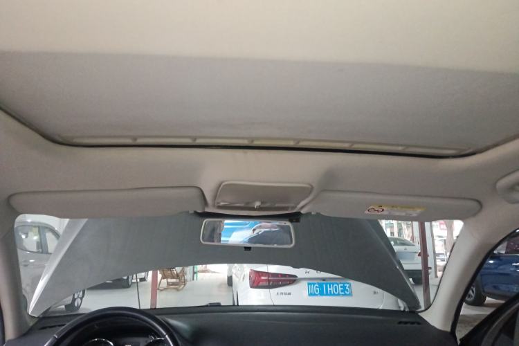 Used Volkswagen Bora 2015 Value Edition 1.6L Automatic Comfort Version
