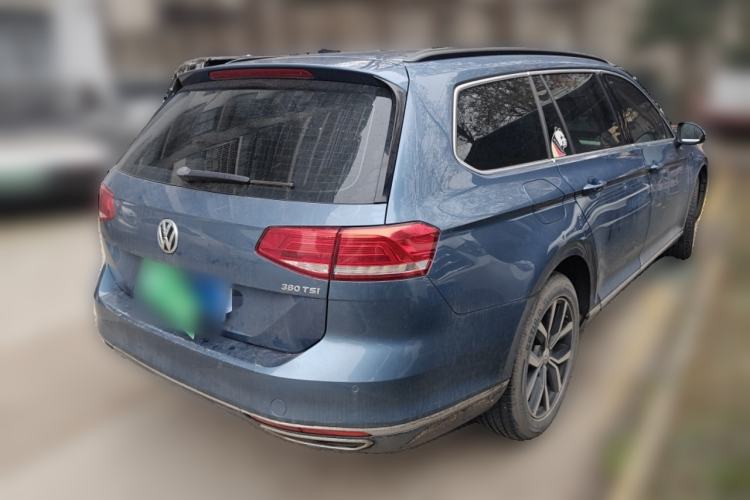 Used Volkswagen Variant 2017 380TSI Two-Wheel Drive Comfort Edition