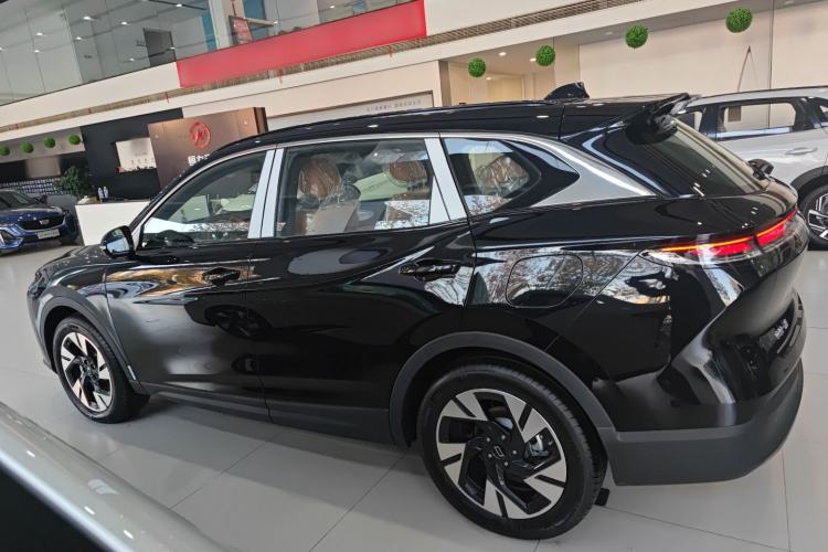 Used Bestune Yueyi 07 
