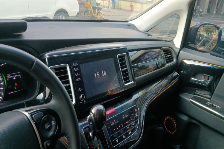 Used Honda Elysion 2019 2.0L Hybrid Supreme Edition
