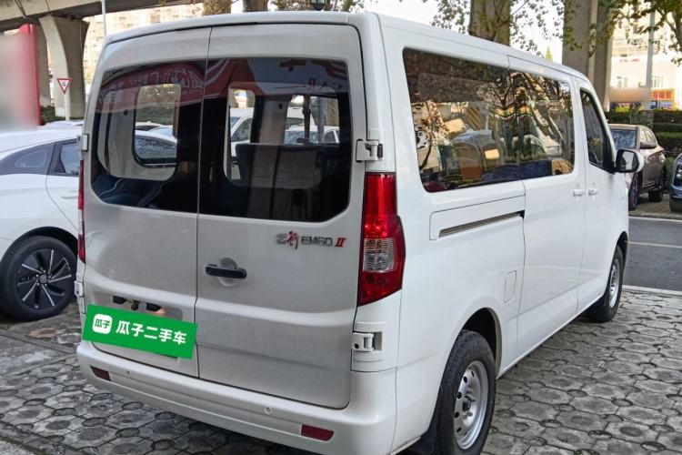 Used Chana Ruixing EM60 2025 Passenger Version Comfort Edition 6 Seats 300 km Range Side-Hinged Doors
