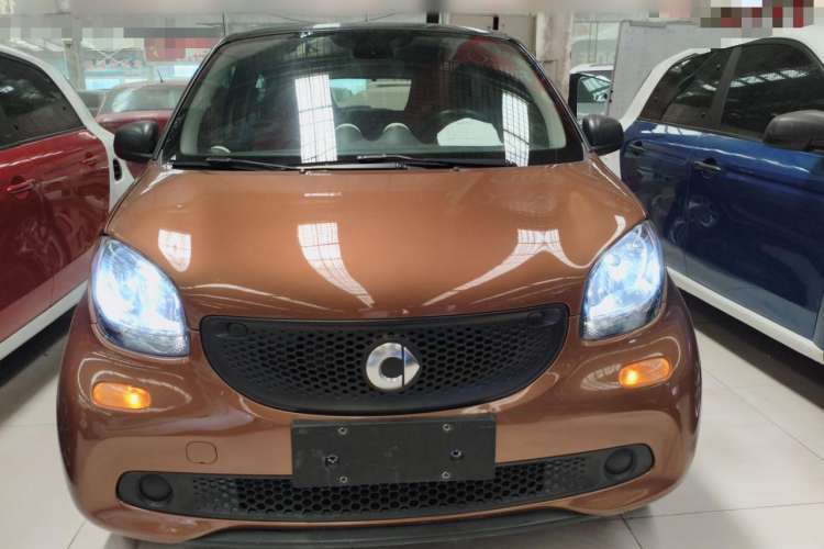 Used  forfour 2016 1.0L 52 kW Dynamic Edition
