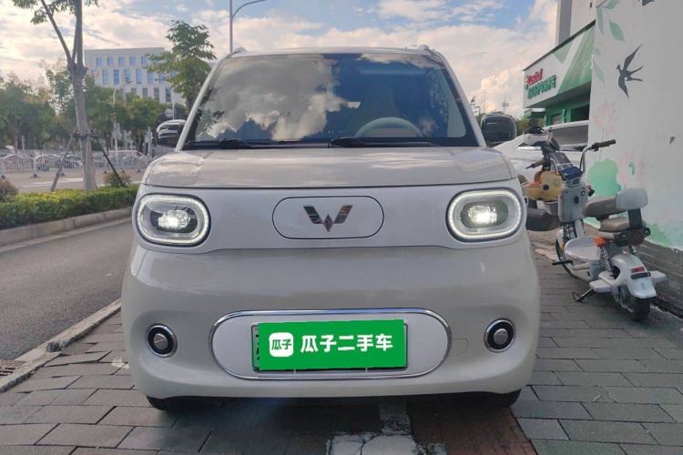 Used Wuling Hongguang MINIEV 2024 3rd Generation 215km Advanced Version
