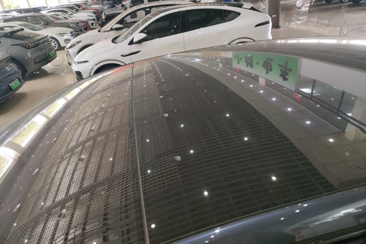 Used  LS7 2023 100kWh Lux Rear-Drive Version
