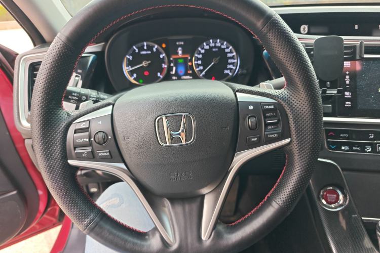 Used Honda Spirior 2015 2.4L Prestige Edition
