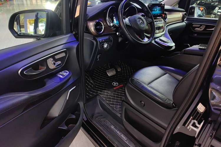 Used Mercedes-Benz V-Class 2020 V 260 L Long-wheelbase Luxury Edition
