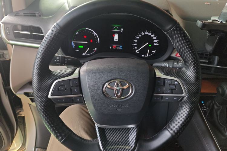 Used Toyota Sienna 2021 2.5L Hybrid Comfort Edition
