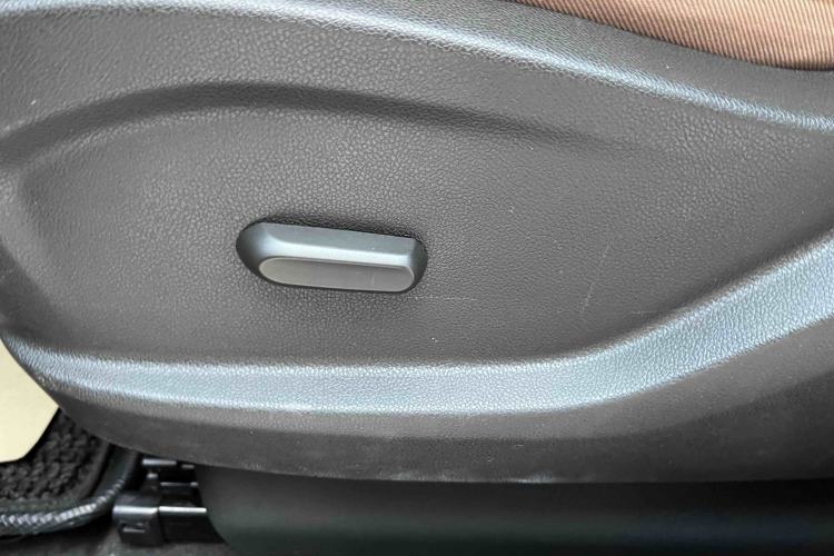 Used Buick GL6 2021 323T Mild Hybrid Connect Luxury Model
